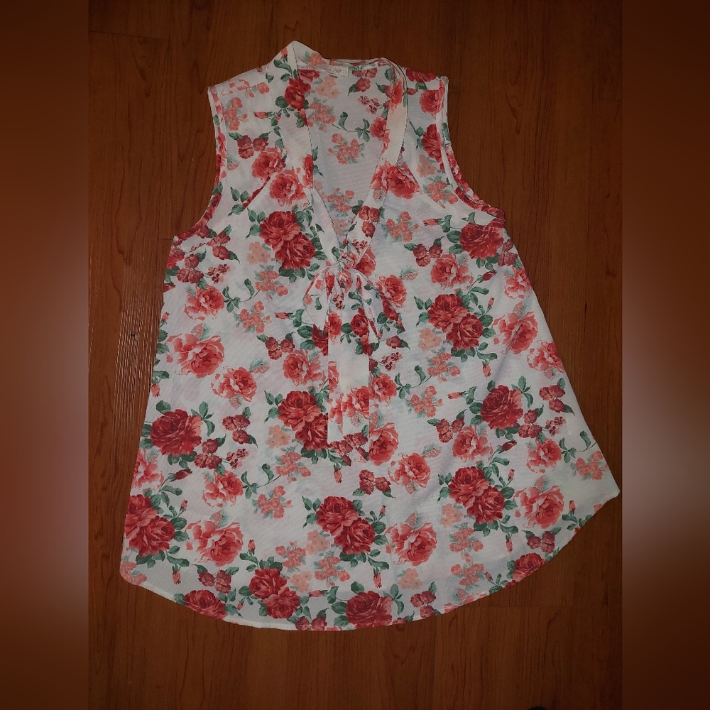 Siren Lily Maternity Shirt Womens Floral Size Small